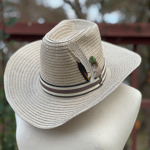 Vintage 10gal Straw Cowboy Hat with Feather Accent - Picture 1 of 3
